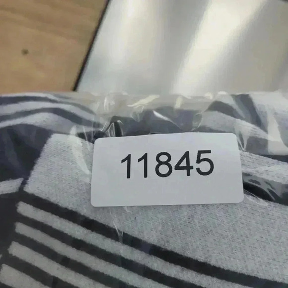 Sioni Women's L Black & White Striped Hooded Open front Cardigan Sweater   29PT - Picture 8 of 8